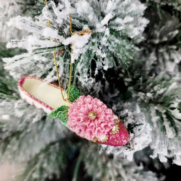 Porcelain Miniature Victorian Glitter Red Pink Christmas Shoes Heels Ornaments - Picture 2 of 7
